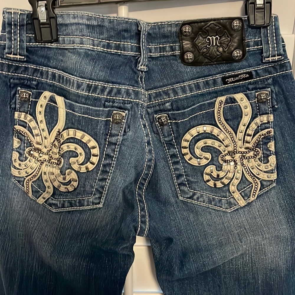 Miss Me denim capris size 29